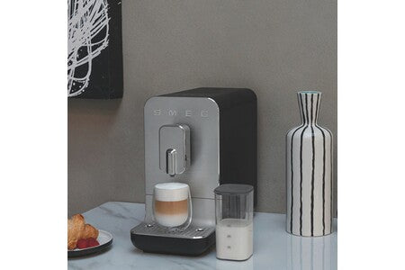 Expresso avec broyeur Smeg BCC13BLMEU NOIR MAT