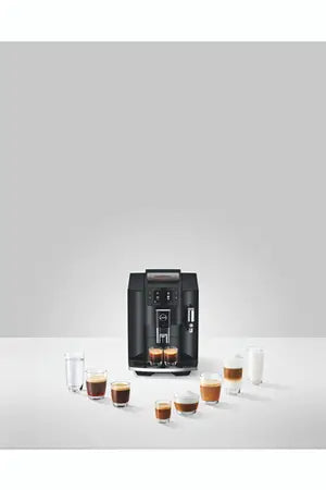 Expresso avec broyeur Jura E8 Piano Black (EC)